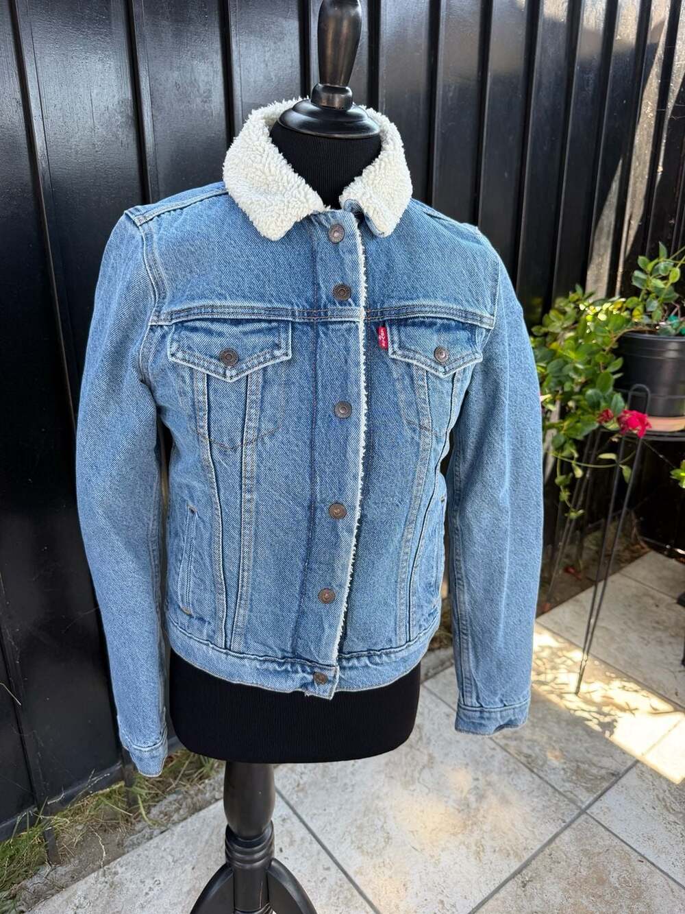 Levi's Original Sherpa Trucker Jacket, Size XS